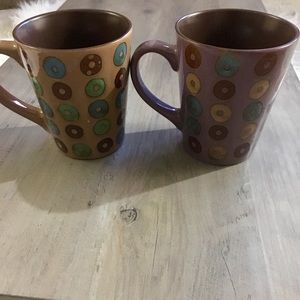 NWOT Donut mugs (set of 2)